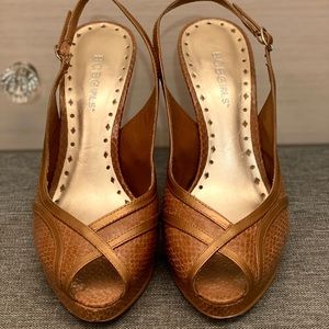 BCBG Girl tan peep toe sandel, size 7